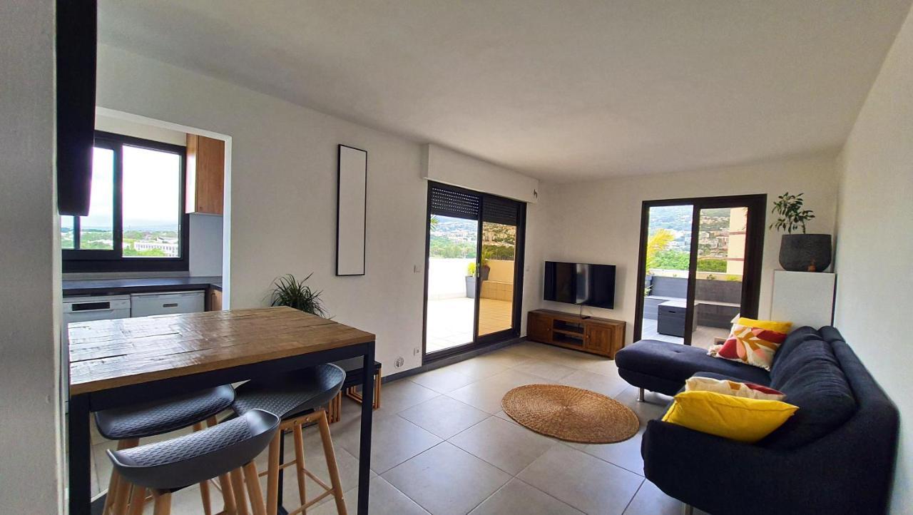 Rooftop - L'Appartement En Haut Saint-Denis Zewnętrze zdjęcie