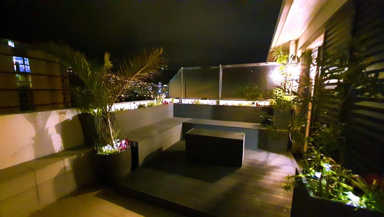Rooftop - L'Appartement En Haut Saint-Denis Zewnętrze zdjęcie